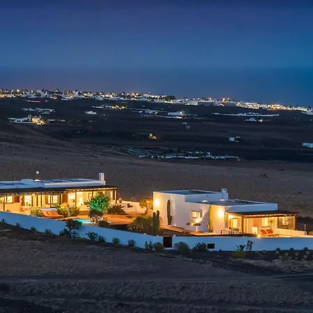 Agave // Cardon Villa