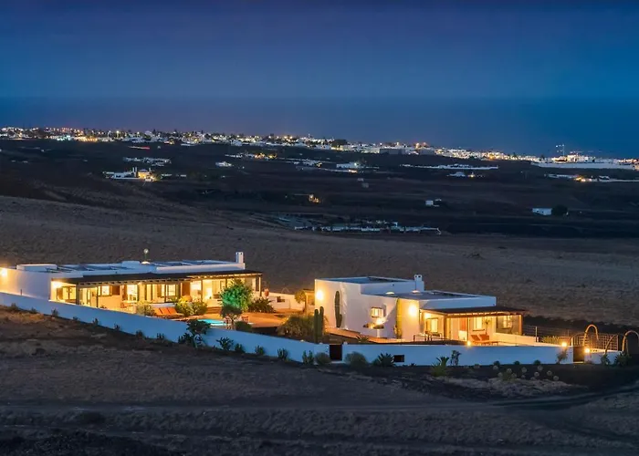 Agave // Cardon Villa